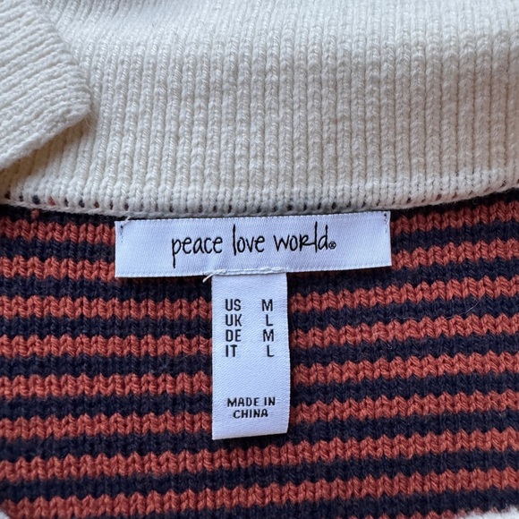 Peace World Love sweater size medium - Picture 3 of 5